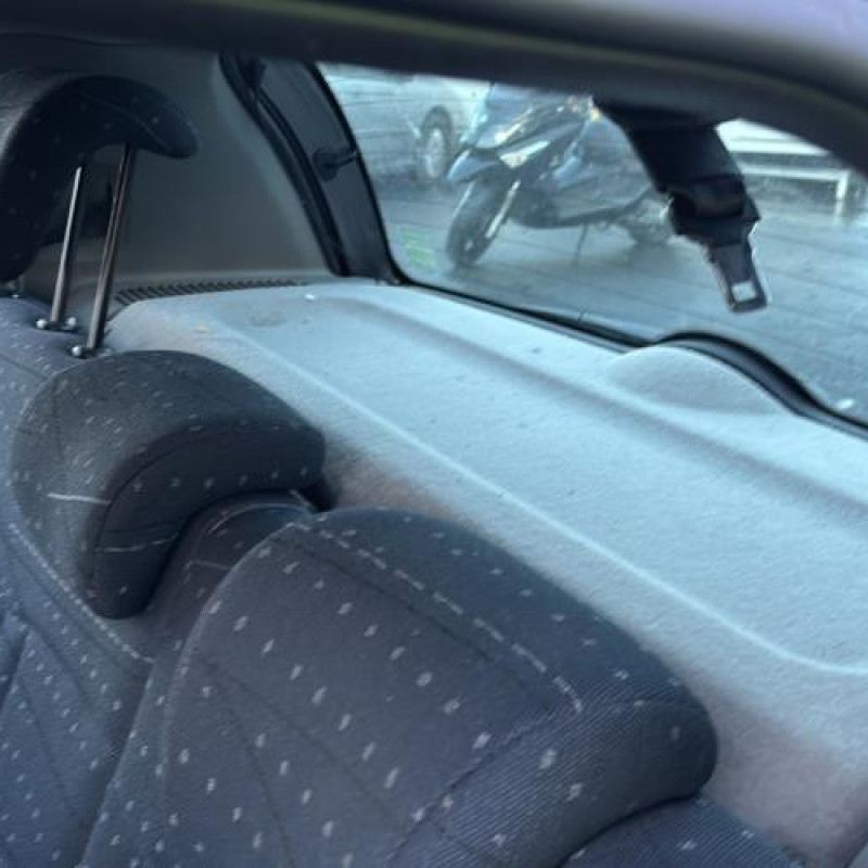 Ceinture arriere gauche RENAULT CLIO 2 Photo n°14