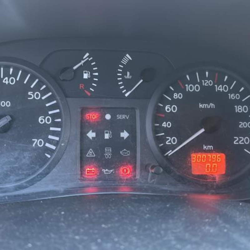Ceinture arriere gauche RENAULT CLIO 2 Photo n°18