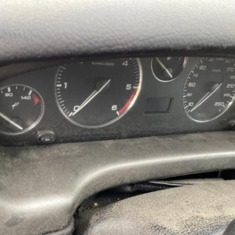 Moteur essuie glace avant PEUGEOT 406 Photo n°9