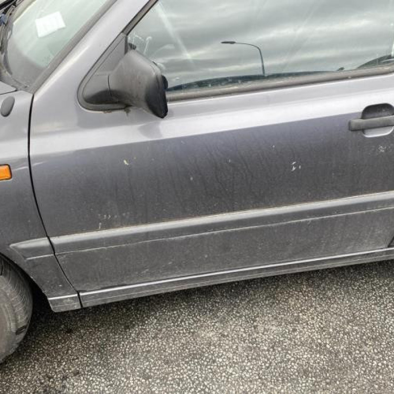 Optique avant secondaire gauche (feux)(clignotant) VOLKSWAGEN GOLF 3 Photo n°4