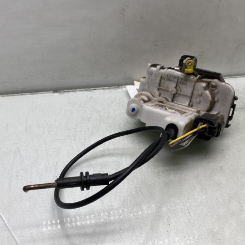 Serrure avant droit FIAT PANDA 2 Photo n°2