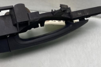 Poignee porte arriere droit BMW SERIE 1 E87