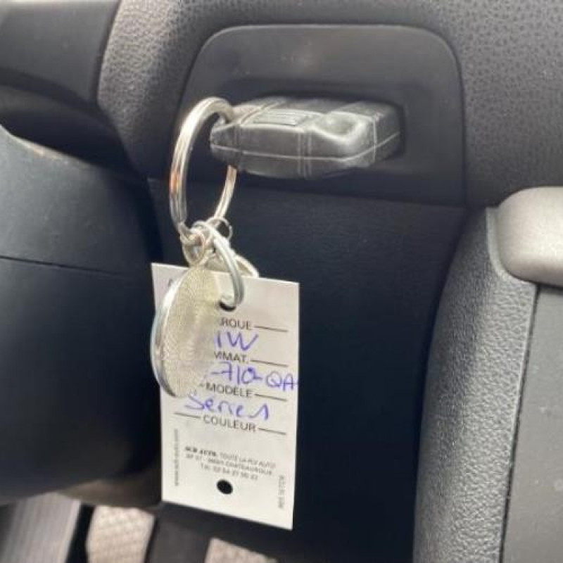 Poignee porte arriere droit BMW SERIE 1 E87 Photo n°5
