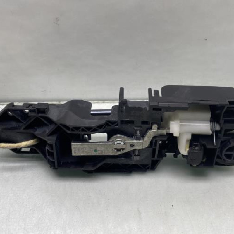 Poignee porte arriere gauche RENAULT MEGANE 3 Photo n°3