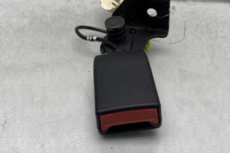 Attache ceinture arriere gauche MERCEDES CLASSE B 246 Photo n°1