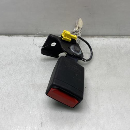 Attache ceinture arriere gauche MERCEDES CLASSE B 246