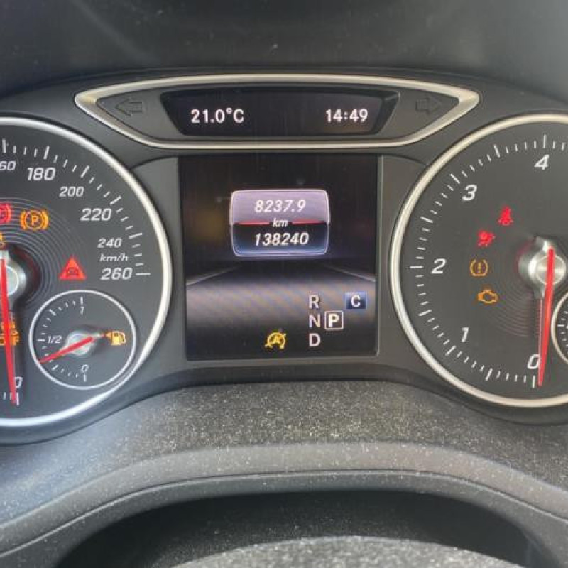 Attache ceinture arriere gauche MERCEDES CLASSE B 246 Photo n°11
