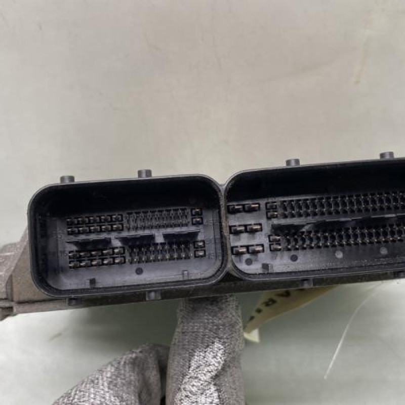 Calculateur moteur FIAT QUBO Photo n°3