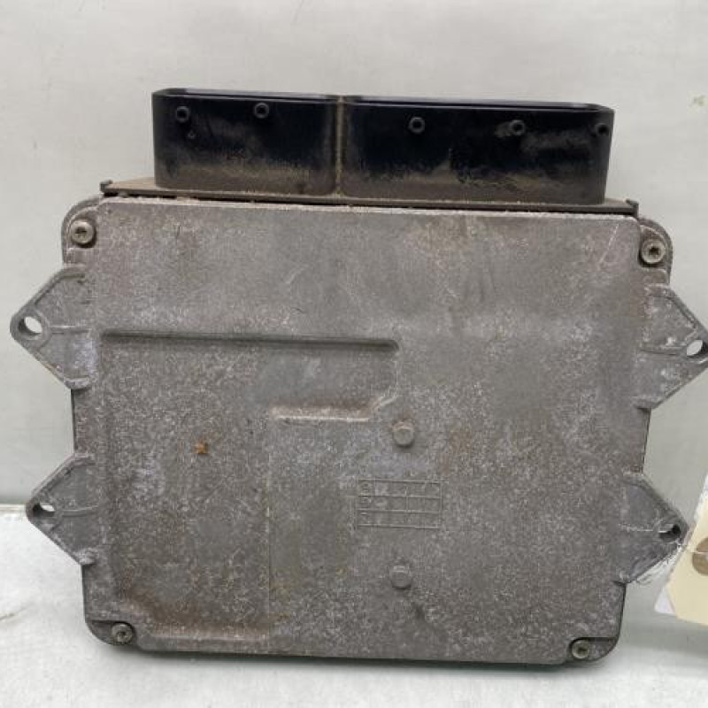 Calculateur moteur FIAT QUBO Photo n°4