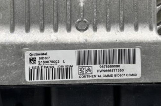 Calculateur moteur PEUGEOT 3008 1