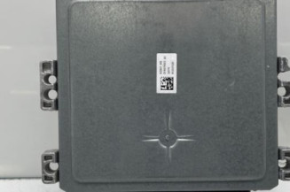 Calculateur moteur PEUGEOT 3008 1