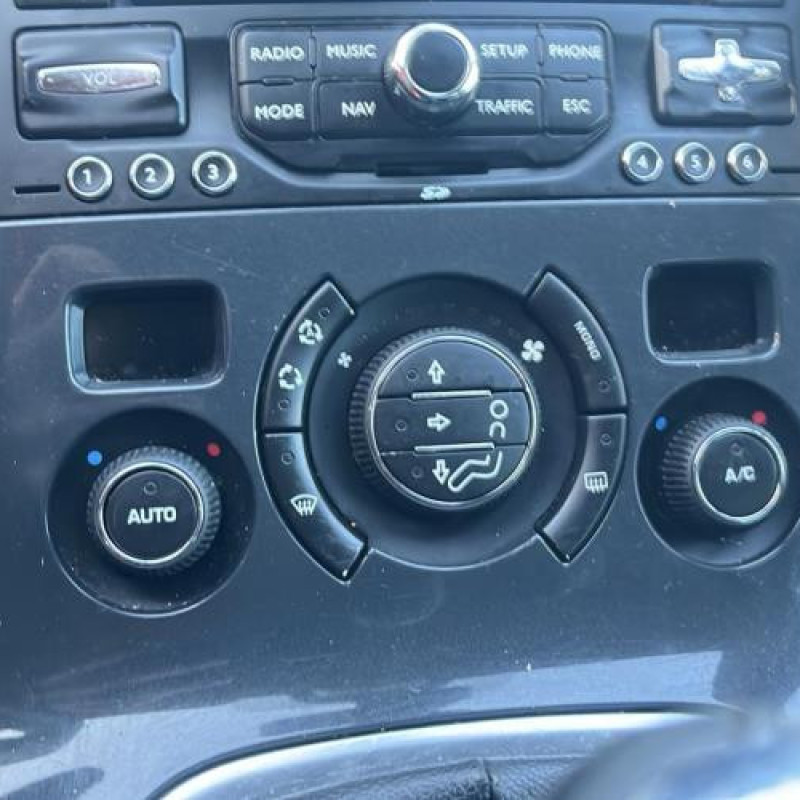 Calculateur moteur PEUGEOT 3008 1 Photo n°6