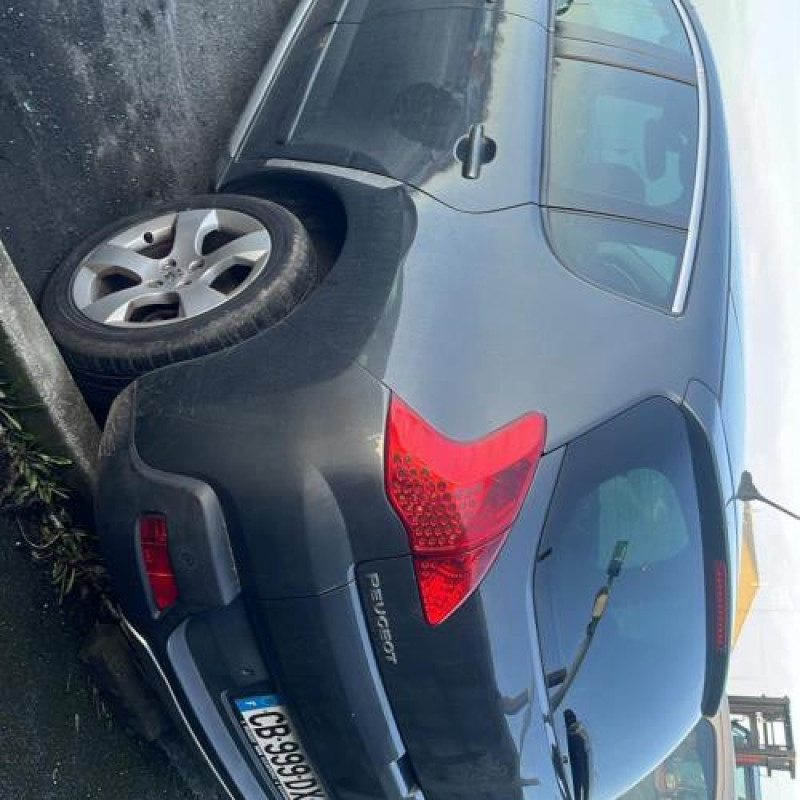 Calculateur moteur PEUGEOT 3008 1 Photo n°8