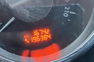 Calculateur moteur PEUGEOT 3008 1