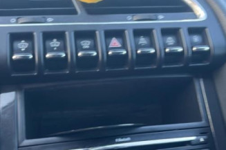 Calculateur moteur PEUGEOT 3008 1