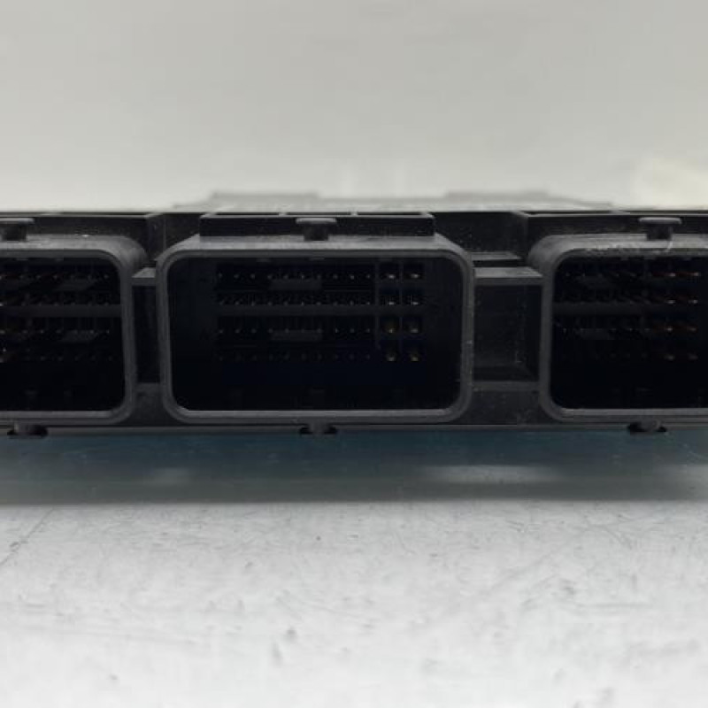 Calculateur moteur PEUGEOT PARTNER 2 Photo n°3
