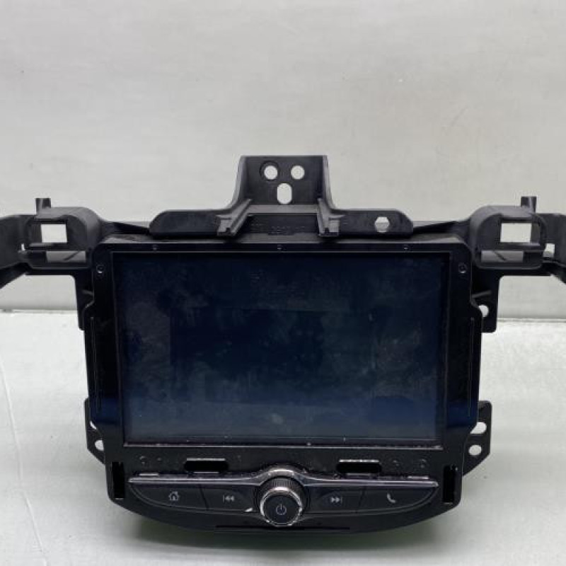 Ecran GPS OPEL CORSA E Photo n°1