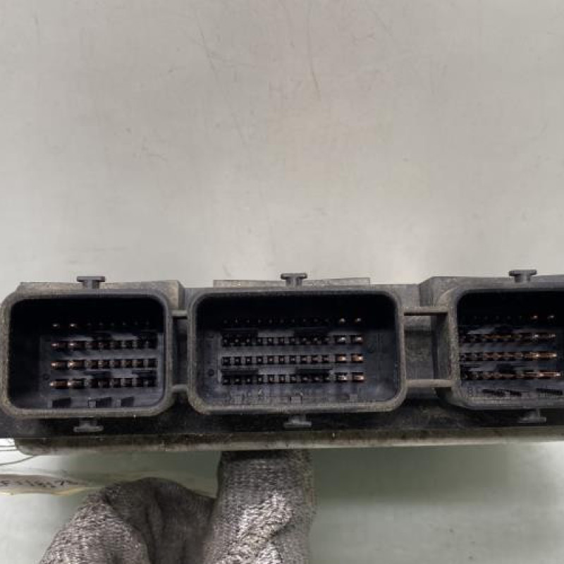 Calculateur moteur CITROEN C3 1 Photo n°3