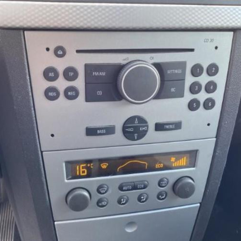 Calculateur moteur OPEL MERIVA A Photo n°13