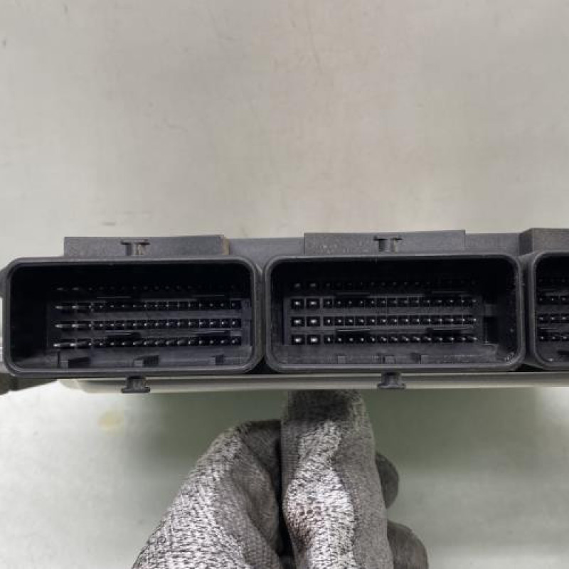 Calculateur moteur RENAULT TALISMAN Photo n°3