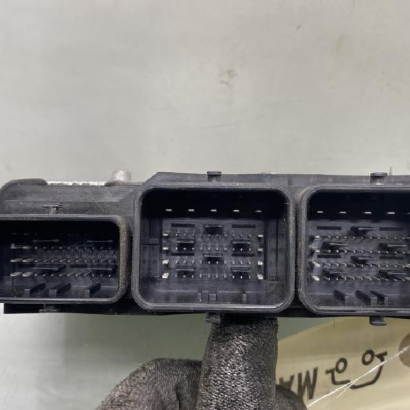 Calculateur moteur PEUGEOT EXPERT 2 Photo n°3