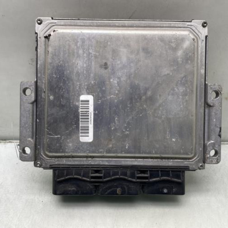 Calculateur moteur PEUGEOT EXPERT 2 Photo n°4