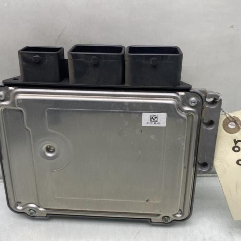 Calculateur moteur PEUGEOT 208 1 Photo n°4