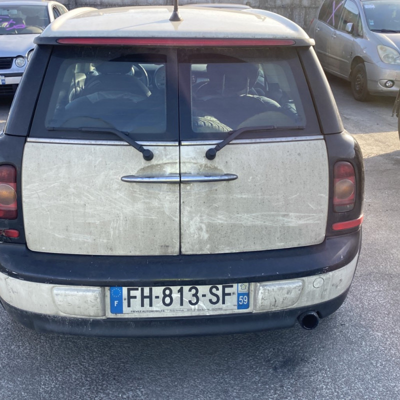 MINI MINI 2 R55 CLUBMAN PHASE 1 BREAK 1.6D - 16V TURBO COOPER D Photo n°6