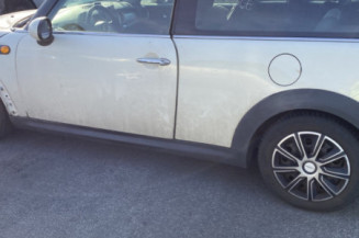 MINI MINI 2 R55 CLUBMAN PHASE 1 BREAK 1.6D - 16V TURBO COOPER D