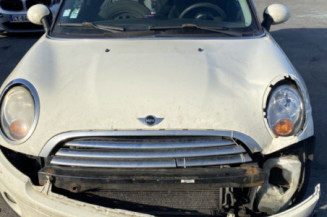 MINI MINI 2 R55 CLUBMAN PHASE 1 BREAK 1.6D - 16V TURBO COOPER D