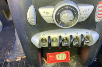 MINI MINI 2 R55 CLUBMAN PHASE 1 BREAK 1.6D - 16V TURBO COOPER D