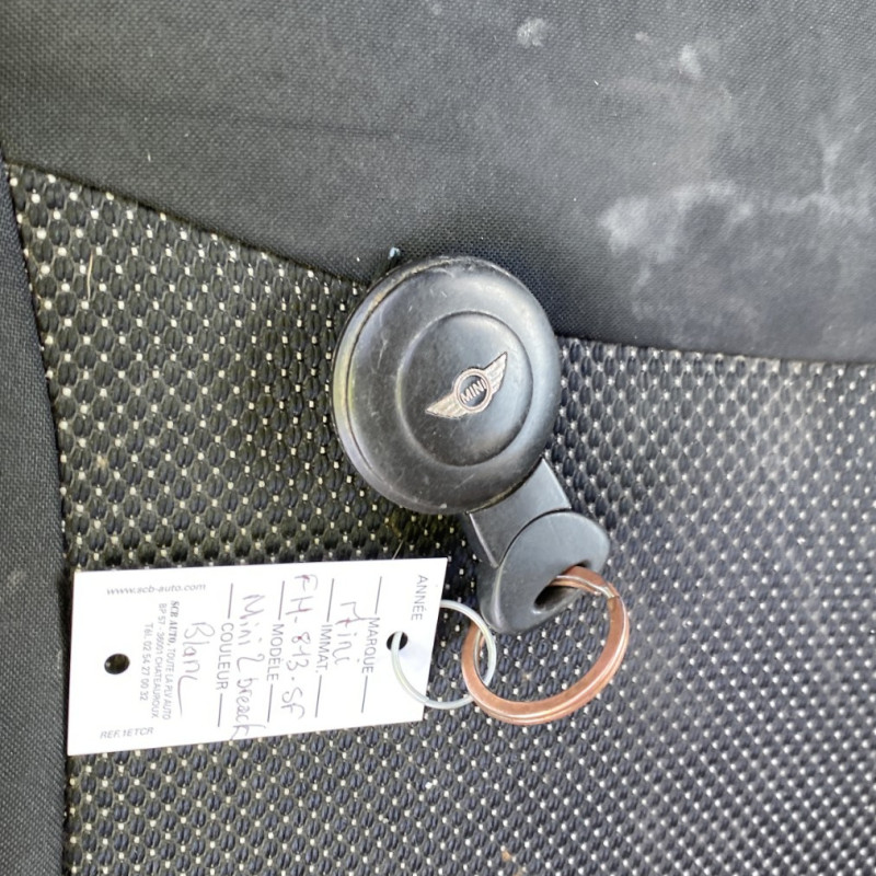 MINI MINI 2 R55 CLUBMAN PHASE 1 BREAK 1.6D - 16V TURBO COOPER D Photo n°20