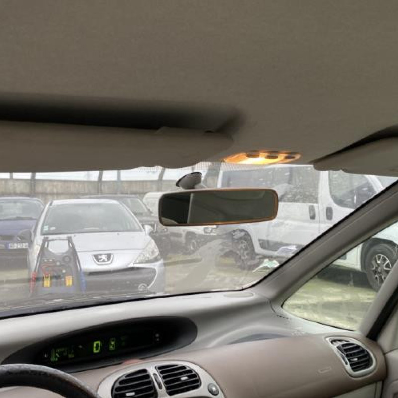 Moteur CITROEN XSARA PICASSO Photo n°17