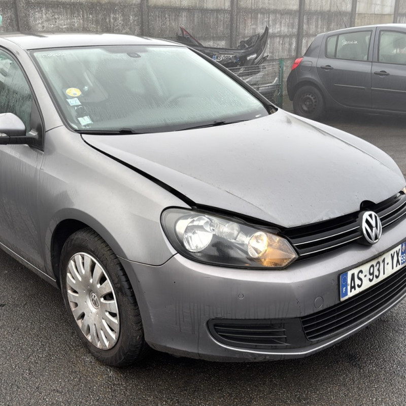 VOLKSWAGEN GOLF 6 2.0 TDI - 16V TURBO Photo n°2