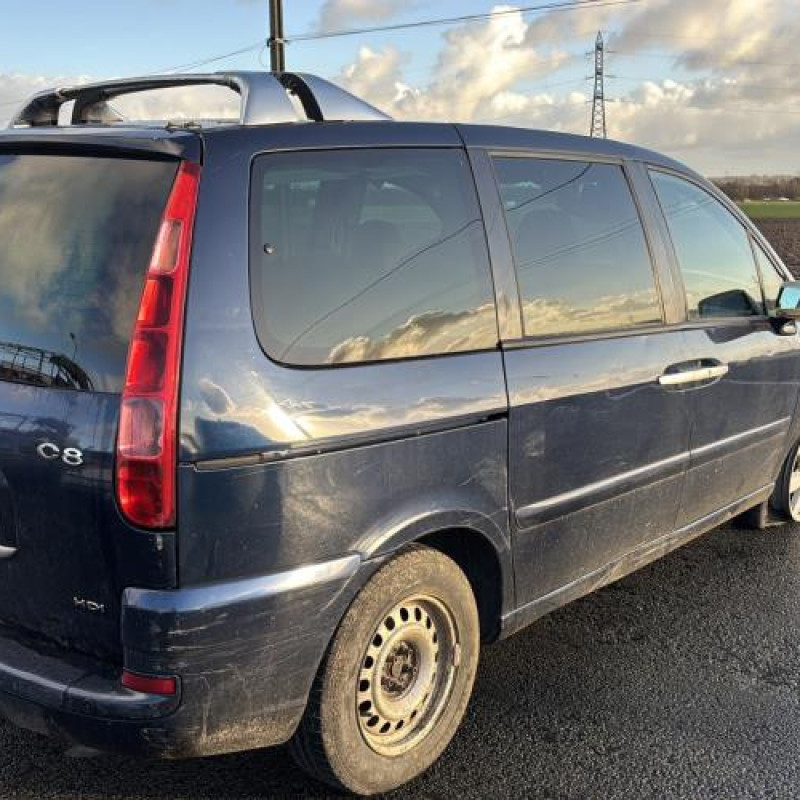 Malle/Hayon arriere CITROEN C8 Photo n°14