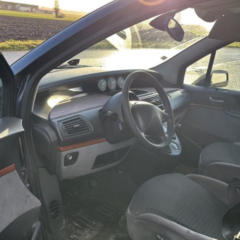 Malle/Hayon arriere CITROEN C8 Photo n°20