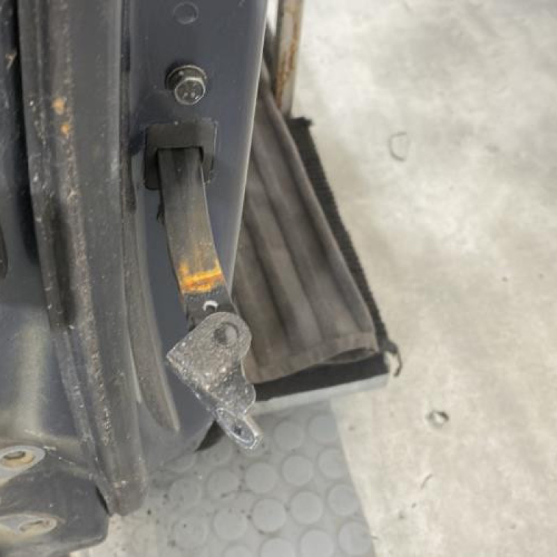 Porte avant droit CHEVROLET CAPTIVA Photo n°5