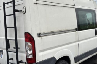 Crosse avant gauche PEUGEOT BOXER 3