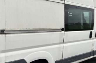 Crosse avant gauche PEUGEOT BOXER 3