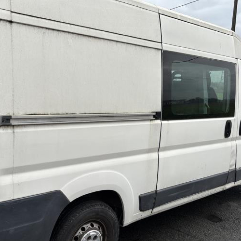 Crosse avant gauche PEUGEOT BOXER 3 Photo n°13