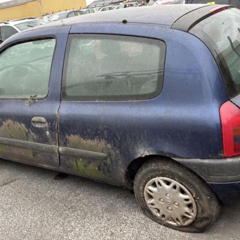 Calandre RENAULT CLIO 2 Photo n°7