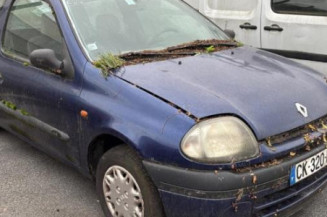 Calandre RENAULT CLIO 2