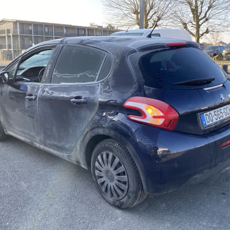PEUGEOT 208 1 PHASE 2 1.2 VTI - 12V Photo n°4