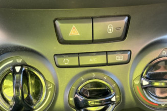 PEUGEOT 208 1 PHASE 2 1.2 VTI - 12V