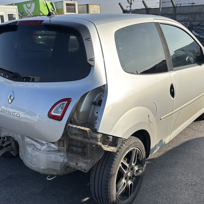 RENAULT TWINGO 2 PHASE 2 1.2i - 16V Photo n°3