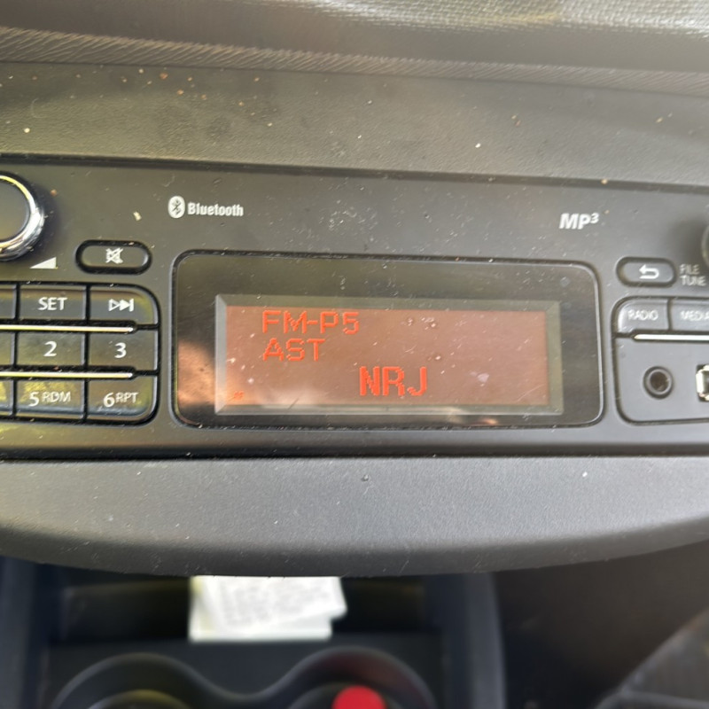 RENAULT TWINGO 2 PHASE 2 1.2i - 16V Photo n°13