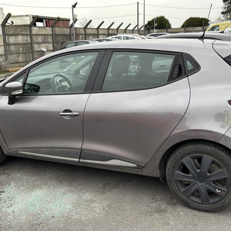 RENAULT CLIO 4 PHASE 1 1.5 DCI - 8V TURBO Photo n°6
