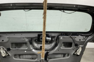 Malle/Hayon arriere MERCEDES CLASSE B 245