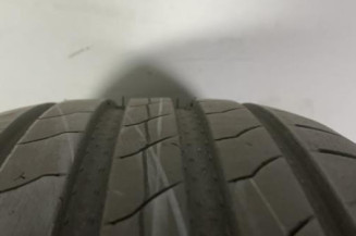 Pneu  