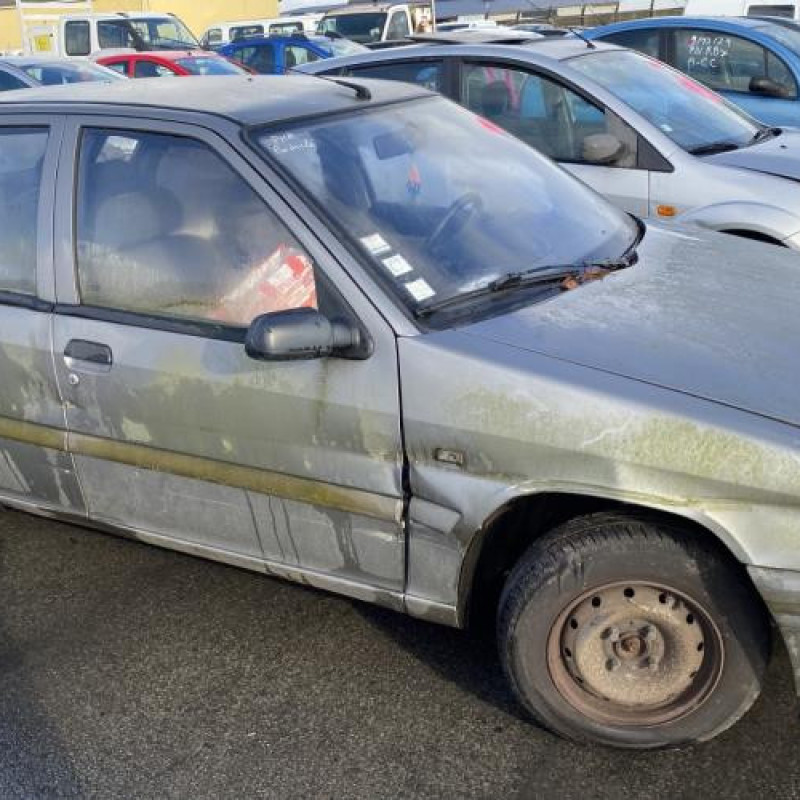 Optique avant secondaire gauche (feux)(clignotant) CITROEN ZX Photo n°10